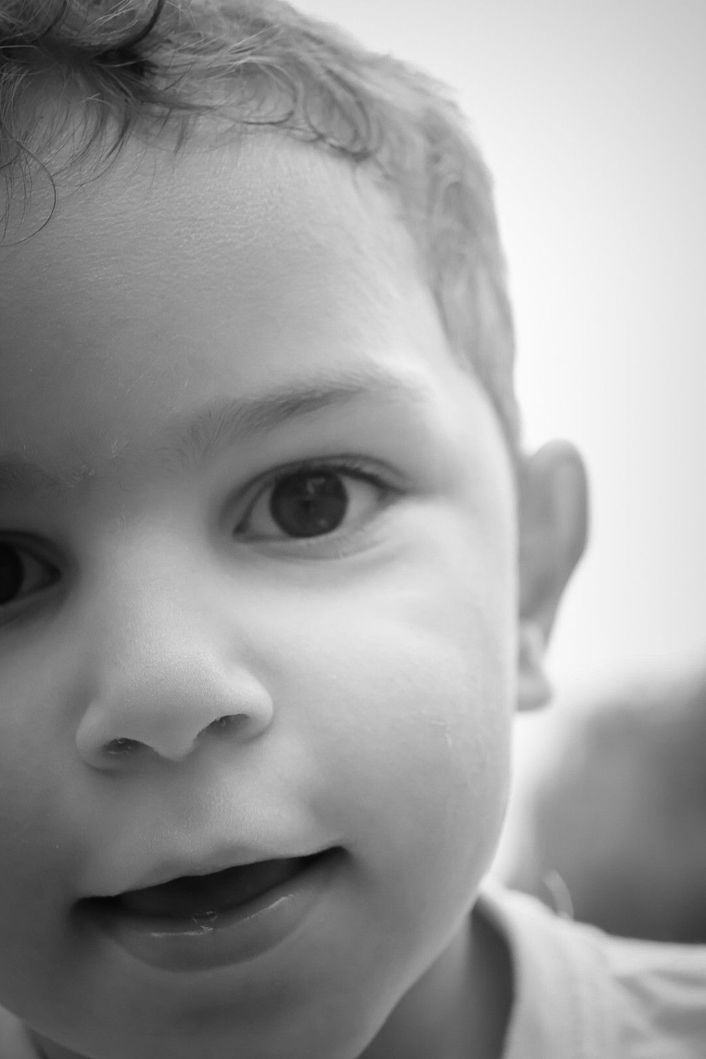 Portrait rapproché d’un enfant